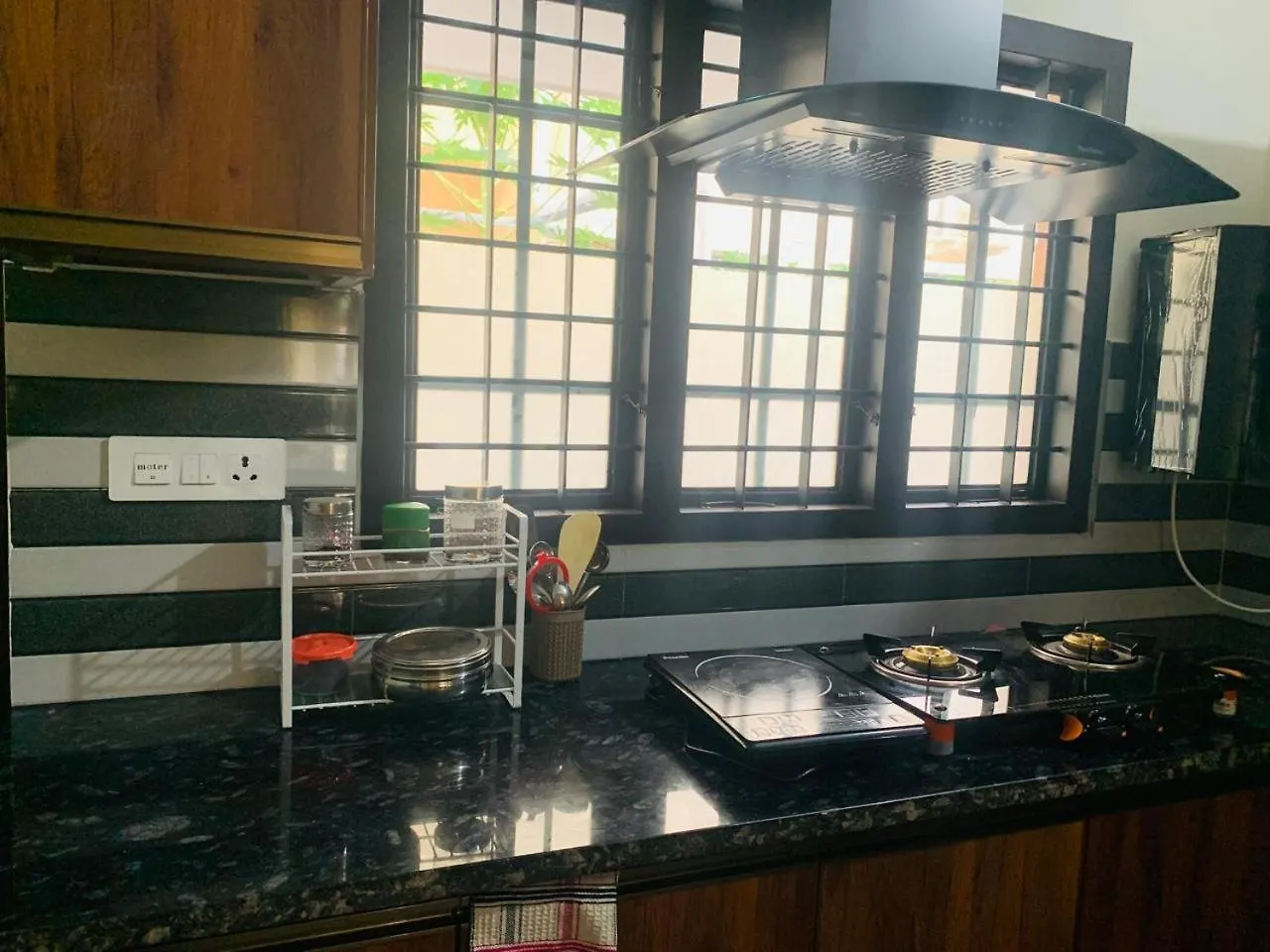 Joann Serviced Apartment Tiruvalla